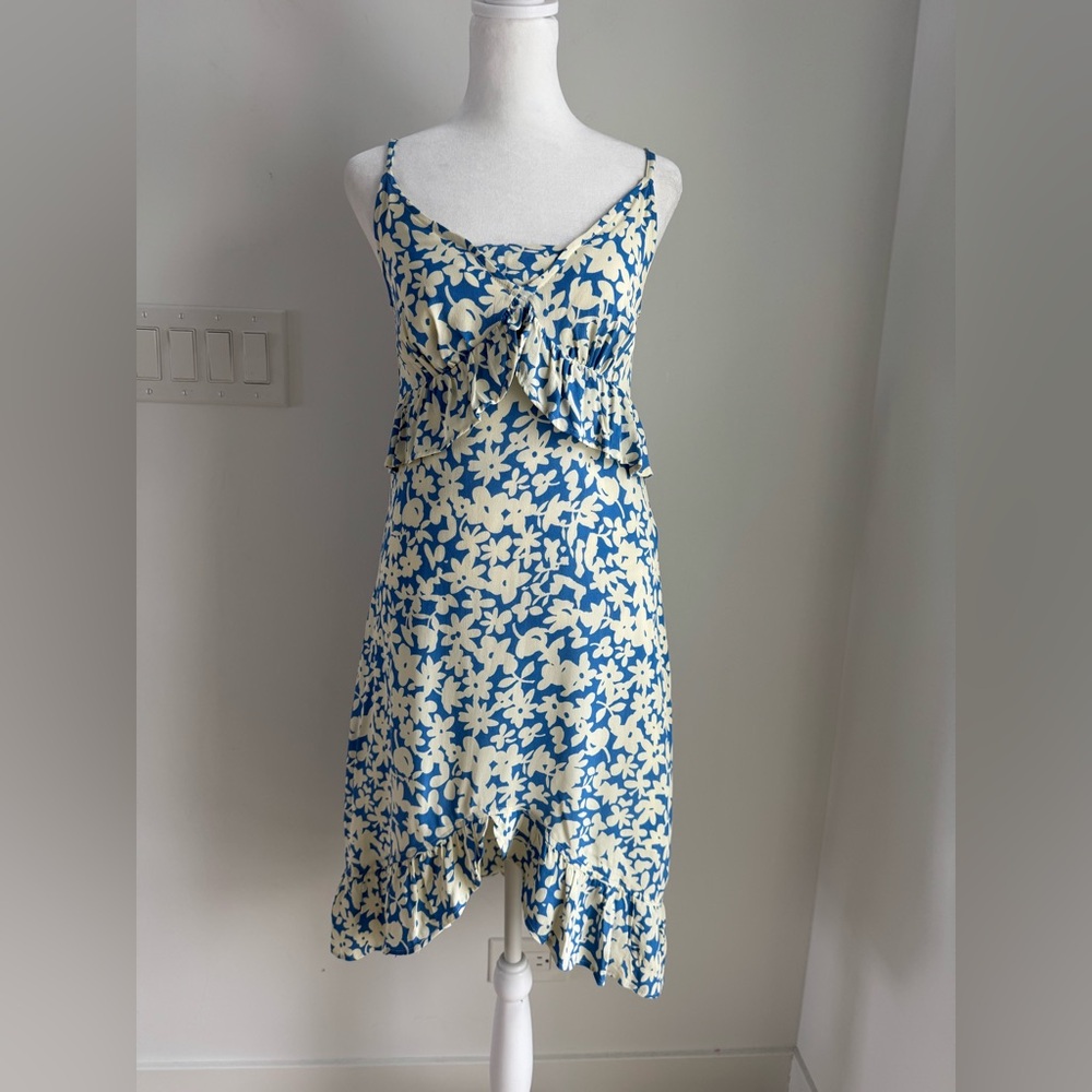 Winston White Floral Blue &‎ Cream Ruffle Mini Dress Women’s size Medium Coastal